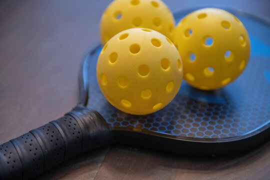 Pickleball Ball Reviews